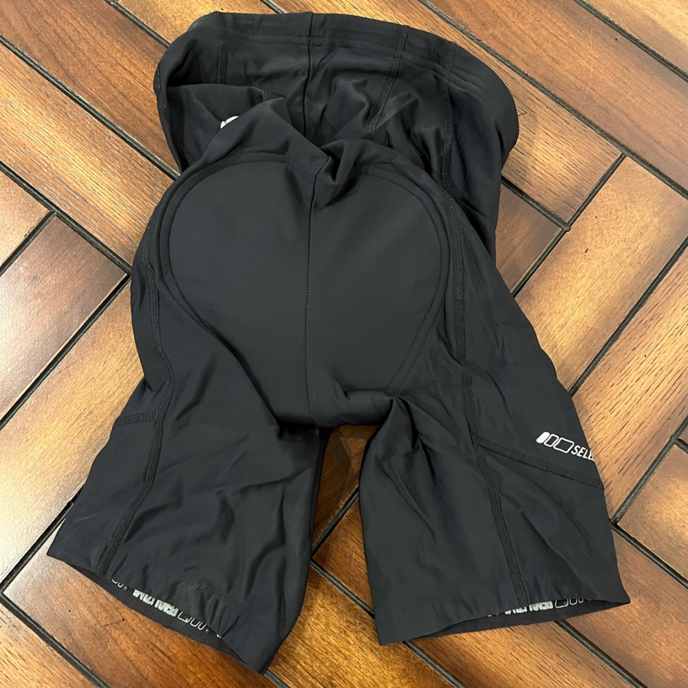 Pearl iZUMI Men’s Padded Cycling Shorts